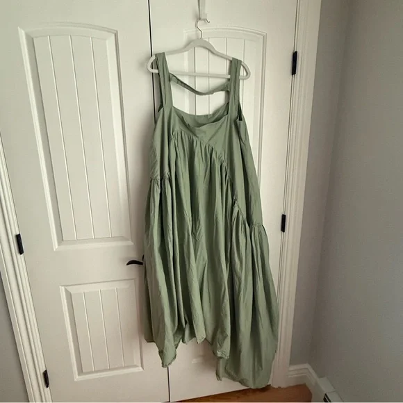 Green Sleeveless Assymetrical Dress sz 16 - Picture 2 of 8